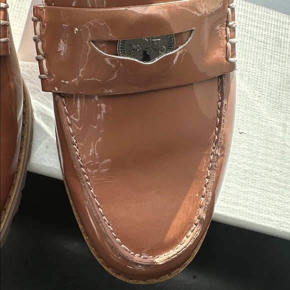 Coach loafers Size 5.5 - Picture 16 of 16